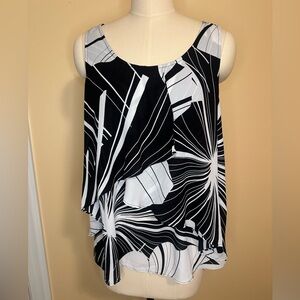 Worthington Black and White Abstract Blouse